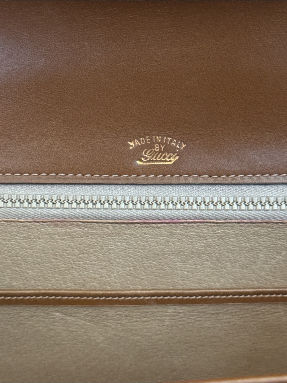 Gucci Brown Leather Top-Handle with Gold Hardware - Picture 8 of 17